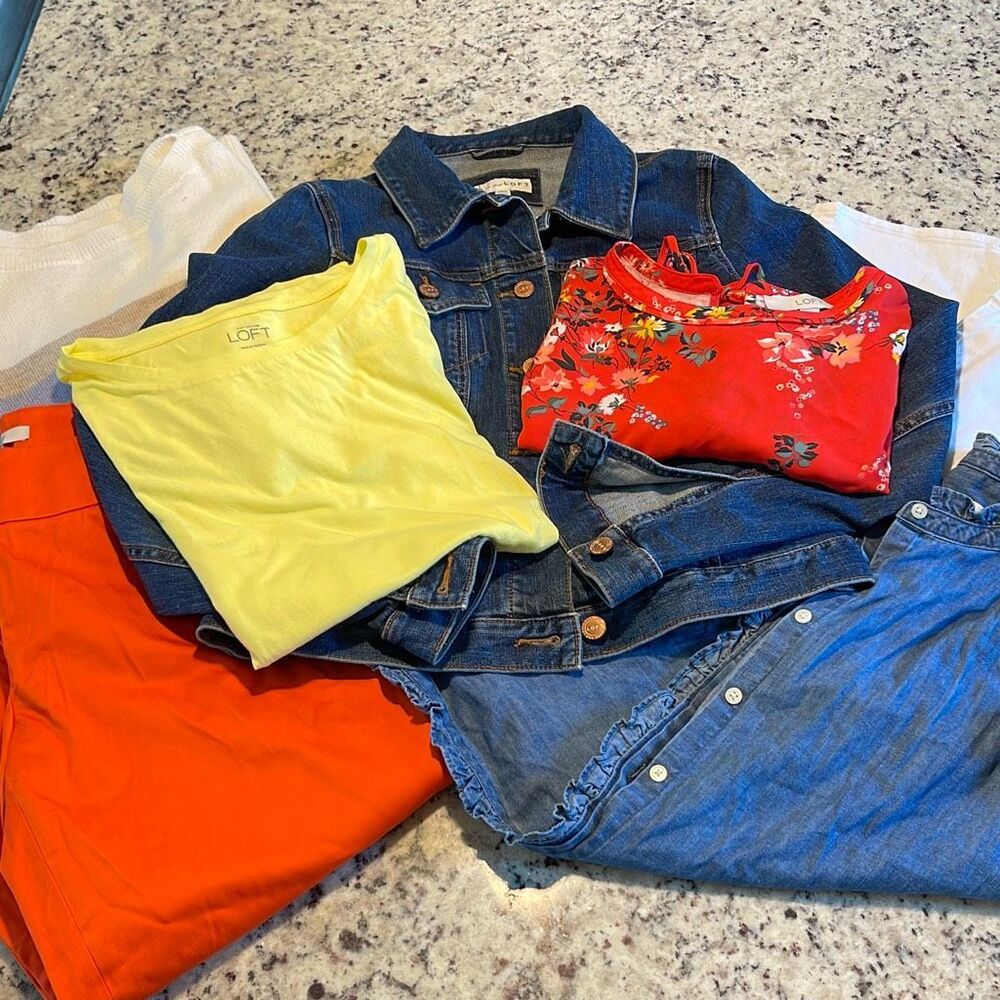 Bundle of 7 Loft Womens Blouse T-Shirt Denim Jacket Pants Assorted Color Small‎